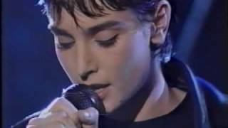 Sinead OConnor  Thank You For Hearing Me performance 1994HQ [upl. by Ennagrom878]