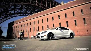 MercedesBenz CLS550 on Vossen CV3 Wheels by California Wheels [upl. by Hulbig]