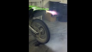 Burn out amp Engine Shooting Flames  450cc Dirt bike [upl. by Aramen]