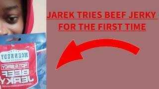 Trying beef jerky for the first time disgusting [upl. by Nylqcaj]