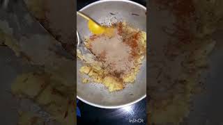 Easy Aloo Chaat Recipe😍  shorts viralrecipe aloorecipe goviral shortsvideo cooking ytshorts [upl. by Htebazie]