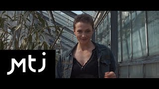 Natalia Sikora – Poszłabym za Tobą Official Video [upl. by Katee]