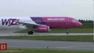 Samolot HALPZ WIZZ AIR AIRBUS A320 Kołowanie i start lotnisko Okęcie [upl. by Ahsikam742]