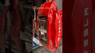 Service of brake brembo tesla teslamodels after 368k km mekonomen замена направляющих 10924 [upl. by Irrem171]