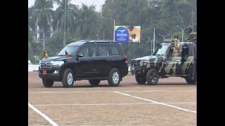 President Musevenis convoy arrives at the funeral of Governor Tumusiime Mutebile at Kololo grounds [upl. by Anawk]