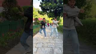 Hatt Jaa Baaju  Siddhant Chaturvedi  Raghav Juyal  Aayush amp Abhay shorts viral [upl. by Josepha]