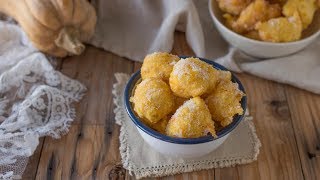 Frittelle di zucca dolci  Ricetta Facile  Polvere di Riso [upl. by Ho]