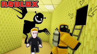 ESCAPING from THE SHREK BACKROOMS in ROBLOX [upl. by Clotilda433]