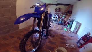 comment changer des plaquettes de frein sur une moto cross  Hard Bike 67 [upl. by Sonja]