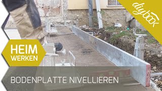 Bodenplatte nivellieren  Das Mörtelbett für Planziegel [upl. by Yankee533]