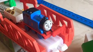 Thomas and Friends Motorized Thomas Racing Bridge Jump Set [upl. by Soisinoid339]