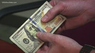 How to spot counterfeit money [upl. by Aroc]