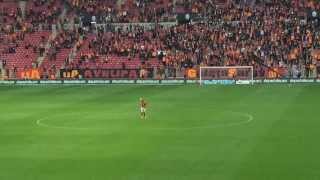 Wesley Sneijder leads Galatasaray fans in amazing celebration [upl. by Serena299]