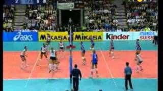 Mondiali Volley 2002  Finale ItaliaUsa 4°Set 12 [upl. by Viviyan415]