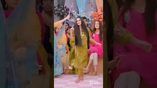 Batiyan Bujhai rakhdi mein  viral wedding dance Aisha aishadance [upl. by Florette679]