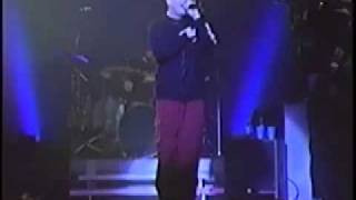 Smash Mouth  Walkin on the Sun  Live at 2000  With Lyrics [upl. by Jamil]