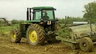 GOMIERO FARM  john deere 4055 screppere n altri 2 [upl. by Aicelf]