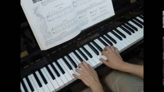 No2 Patterns  John Thompsons Modern Piano Course First Grade P5 [upl. by Llenod]