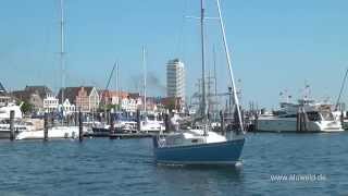 Lübeck Travemünde Maritim Hotel brennt amp Frachtschiff Transtimber läuft ein [upl. by Ellevehc]