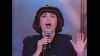 Mireille Mathieu  quotJe suis née pour chanterquot [upl. by Lathrope]