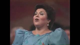 Reaction of ZINKA MILANOV on Marilyn Horne singing [upl. by Zerimar]