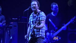 PEARL JAM  Immortality  XL Center Hartford CT  Oct 25 2013 [upl. by Granthem]