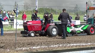 Tractorpulling Cadzand 2024 Light en Compact Diesels [upl. by Inglebert]