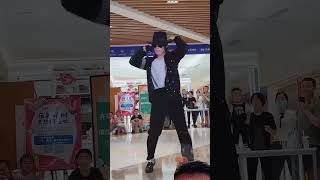 caijunjacksonStreet performance Michael Jackson BILLIE JEAN shortsdancemichael Jackson [upl. by Petigny]