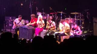 Passionfruit LIVE  Paramore Drake Cover Tour 5 at the Shoreline Amphitheatre [upl. by Whitby]