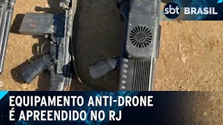 Polícia do RJ apreende fuzil antidrone em operação no Chapadão  SBT Brasil 221024 [upl. by Anes]