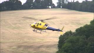 Eurocopter AS350 BA spectacular approach and landing [upl. by Gresham]