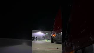 Female trucker blindside backing in tight spot Goodyear forneytx [upl. by Randolf]