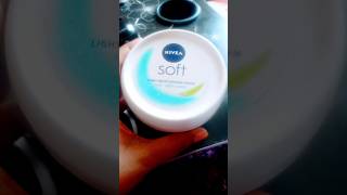 Nivea Soft Light moisturising cream review cold cream dry skin cream [upl. by Towne]