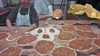 Turkish Lahmacun Pizza Recipe And Mince Pide How to make Pita [upl. by Riehl38]