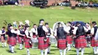 Bready UlsterScots Pipe Band  RSPBANI  2007 [upl. by Cila]