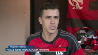 Torcedor tatua camisa do Flamengo em tamanho real no próprio corpo [upl. by Blen]