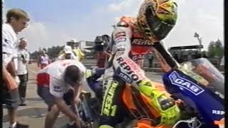 MotoGp  Brno 2002 Ritiro di Rossi [upl. by Aklim803]