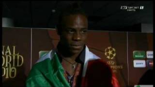 siparietto balotelli  Arnautovicmp4 [upl. by Edgar607]