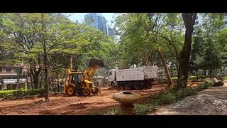 JCB 3CX COMPACT BACKHOE LOADER AT WORK IN THE CITY [upl. by Bish746]