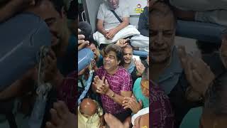 Hari Nam Kirtan By Train Solapur Maharashtra to Ulhasnagar Govind ke Gun Ghana Ghana [upl. by Goldshell157]