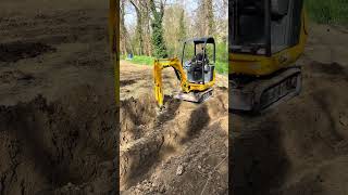 Test mini pelle jcb 8014  raie plantation asperges [upl. by Llerrud]