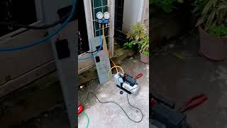 VRv Ac gas charging ☺️ actechnician acwork aclover daikinairconditioning daikin [upl. by Imeka]