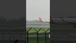 easyJet A321neo Landing Into Manchester airline aviation [upl. by Nyer]