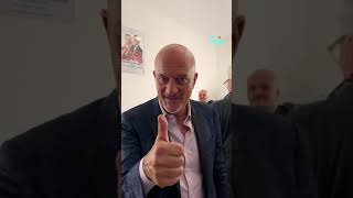 Claudio Bisio vi aspetta a Zelig  Zelig Shorts [upl. by Ahsaya405]