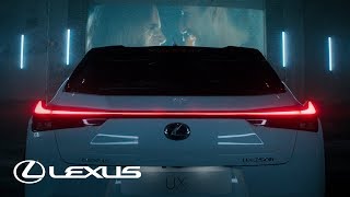 Lexus UX  Redo att söka nya vägar [upl. by Maible]