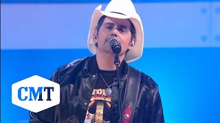 Brad Paisley Performs quotOld Alabamaquot  CMT Giants Alabama [upl. by Ahsika666]