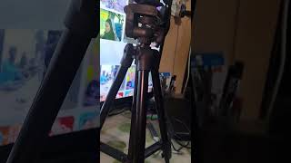 Tripod 3110 budget tripod [upl. by Drazze]