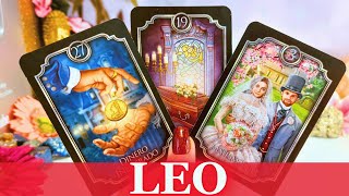 LEO♌MUCHO DINERO💰UN ENTIERRO⚰️Y UN MATRIMONIO EN 2025 [upl. by Namyl]