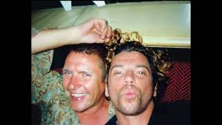 Duran Durans Simon Le Bon Dedicates Save a Prayer in Memory of INXS Michael Hutchence 1997 [upl. by Gautious]