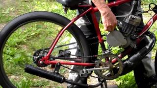 Freds red test bike testing out Dellorto PHBG 21 carburetor [upl. by Kerman]